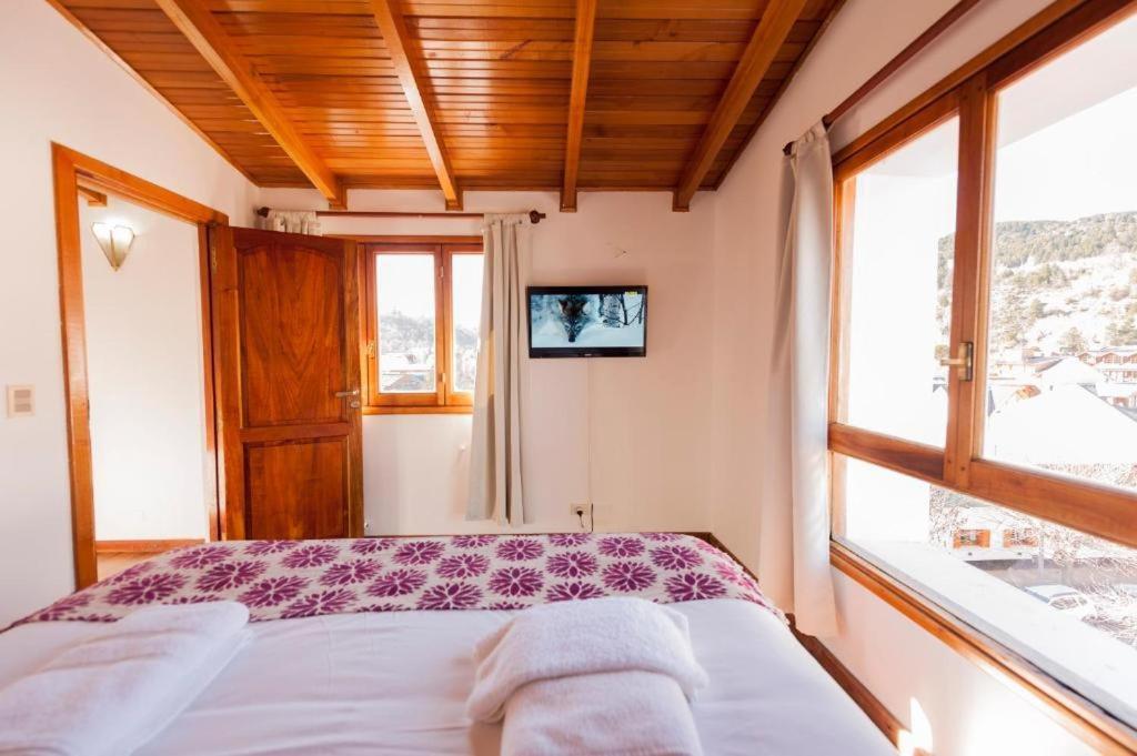 Tunqueley Hotel San Martín de los Andes 外观 照片